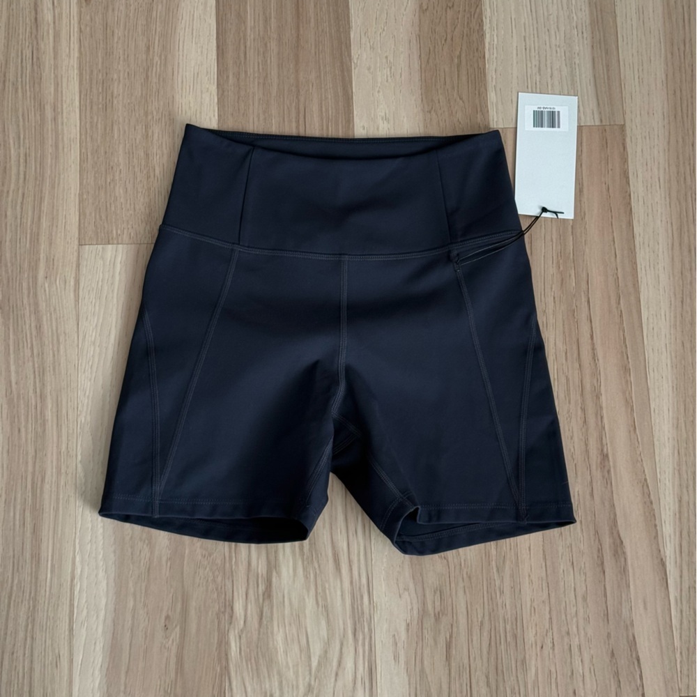New Girlfriend Collective High Waist Shorts With Pockets - Navy Size Small - Picture 6 of 11